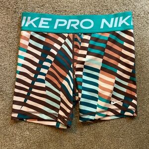 NWT kids Nike Pro Teal and Brown Shorts SZ lg